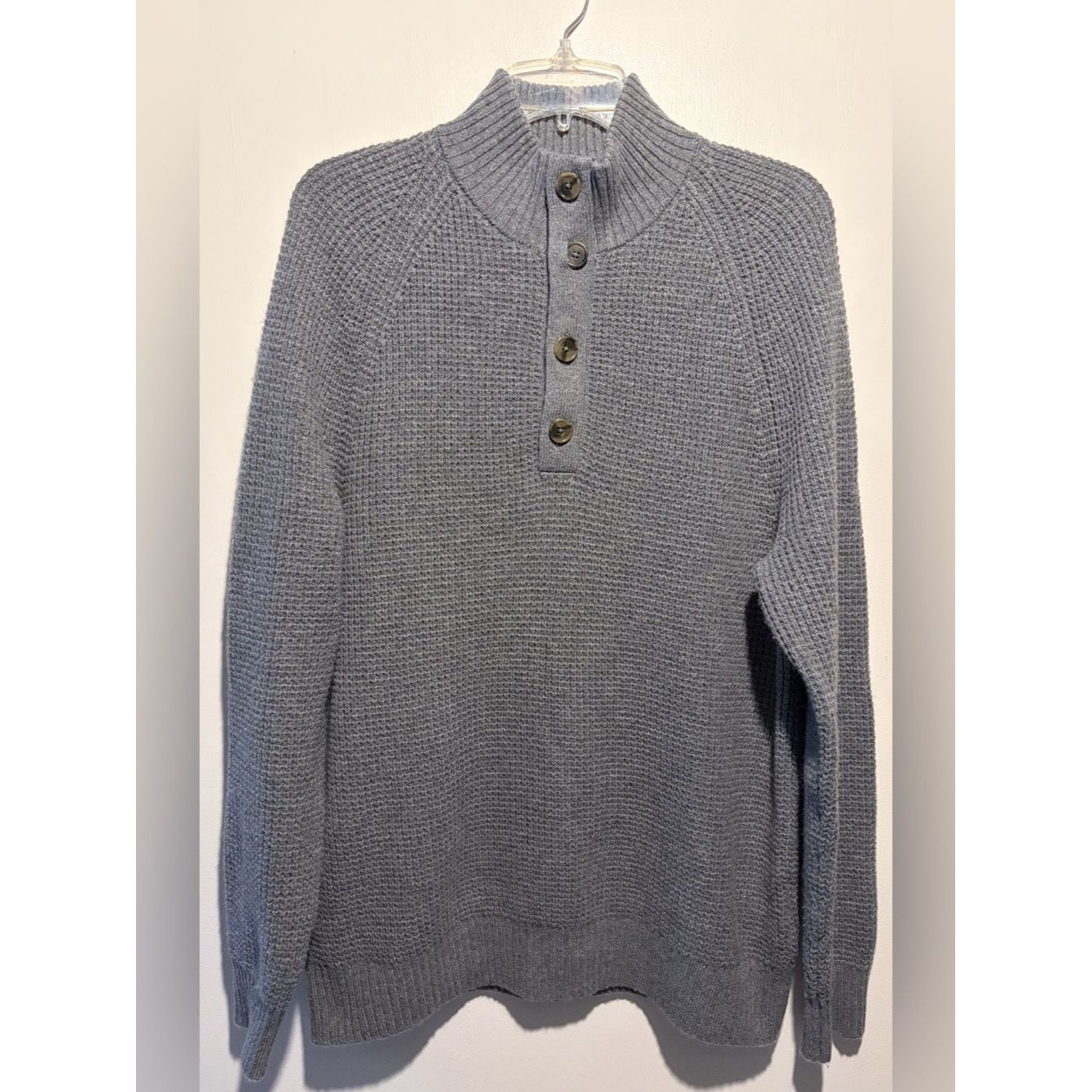 Banana Republic Grey Italian Yarn Merino Wool Extra Fine Waffleknit Sweater L